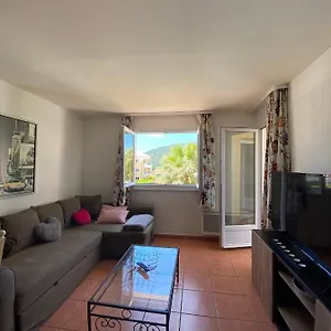 Aux Issambres Dans Résidence Avec Piscine Roquebrune-sur Argens