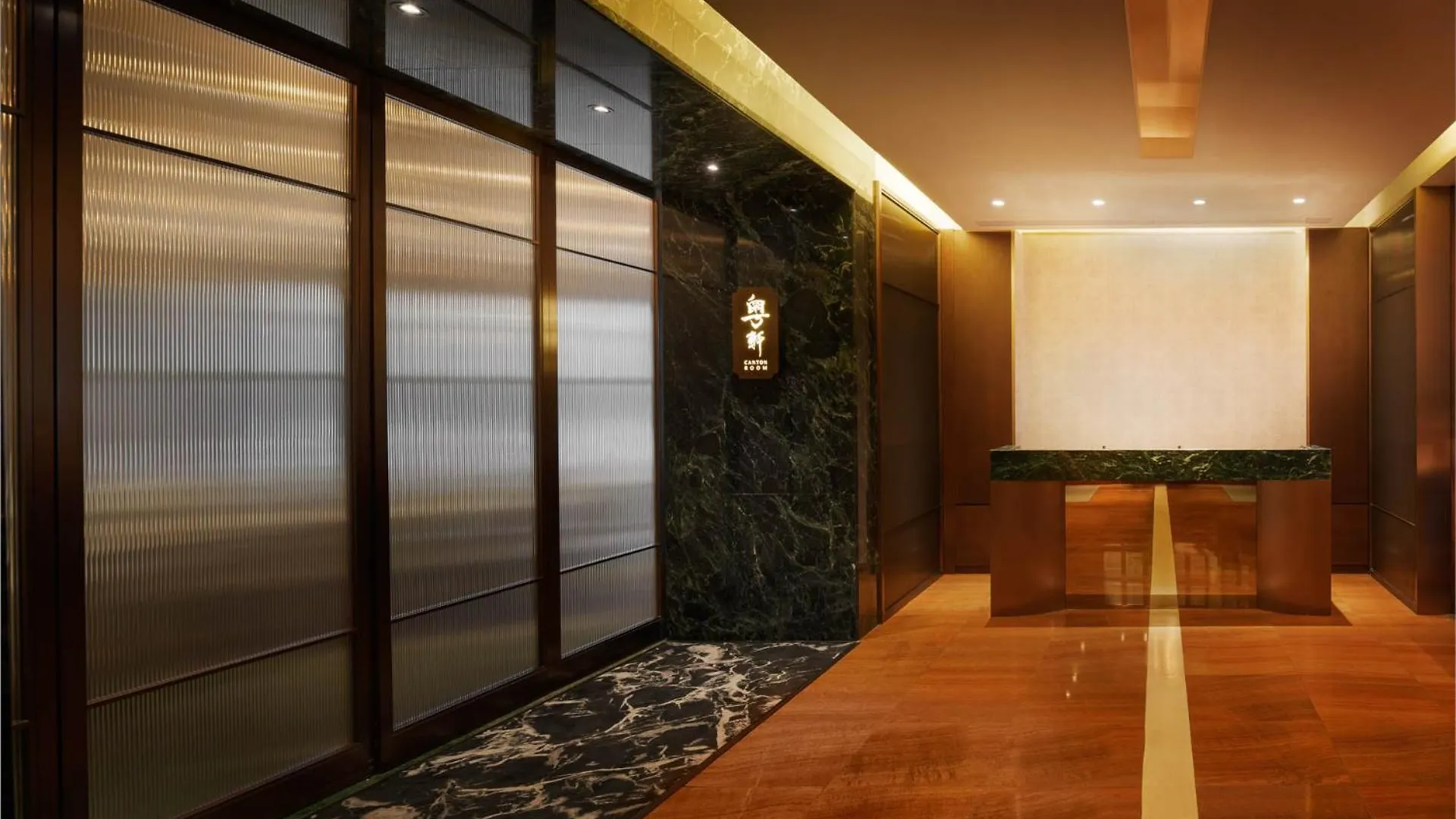 Hotel Gloucester Luk Kwok Hong Kong
